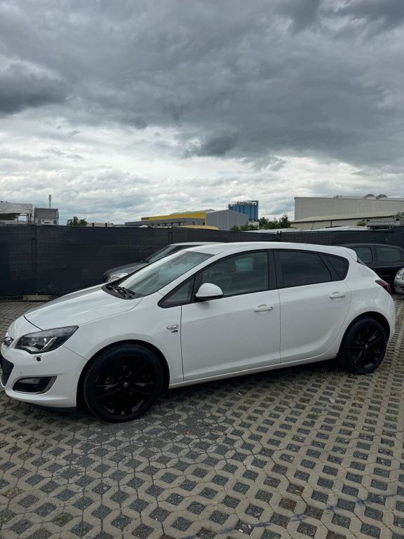 Opel Astra 148.500 km 5.500 € Mühlheim 63165