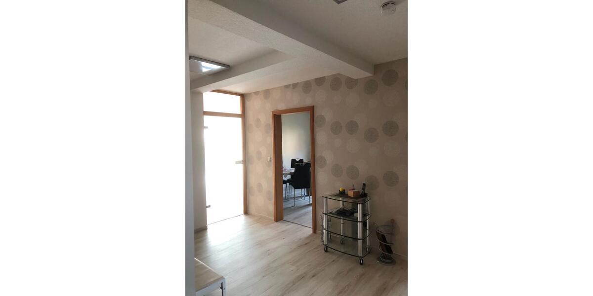 Etagenwohnung Bad Pyrmont - 3 Zimmer, 87 m&sup2;, 285.000&euro; | Angebot:27208824