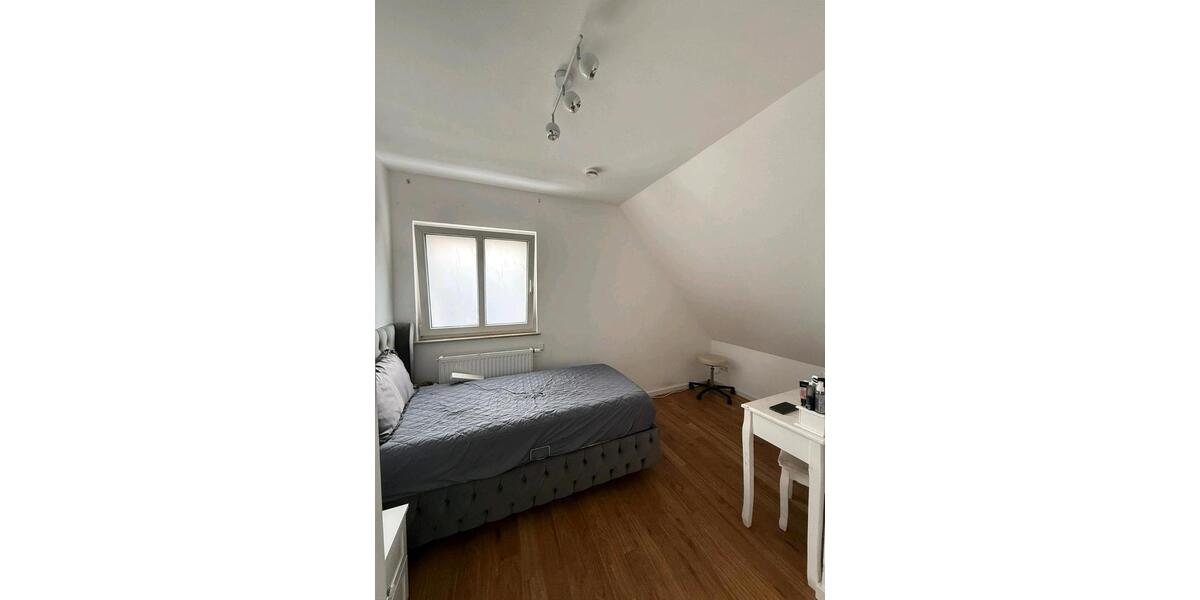 Etagenwohnung Stuttgart Stuttgart-West - 5 Zimmer, 81 m&sup2;, 1.500&euro; | Angebot:26364864