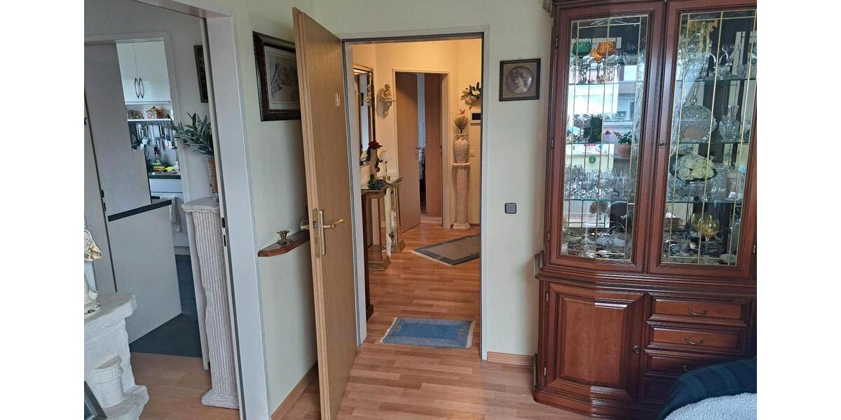 Gemütliche Eigentumswohnung 69 qm , Provisionsfrei, 4 Zi,K,B, 4 zimmer