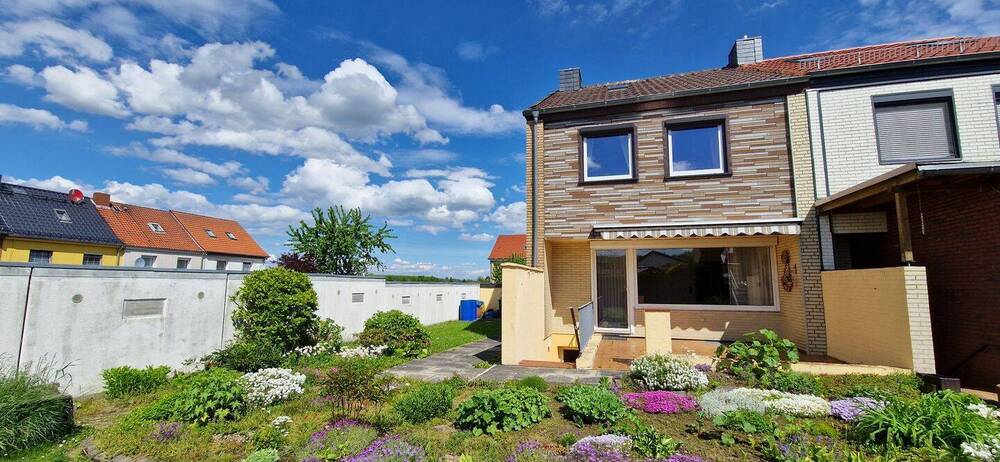 Doppelhaushälfte Schöningen - 4 Zimmer, 87 m&sup2;, 82.000&euro; | Angebot:26435079