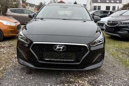 Hyundai i30 127.000 km 12.999 &euro; Mainz Kastel 55252