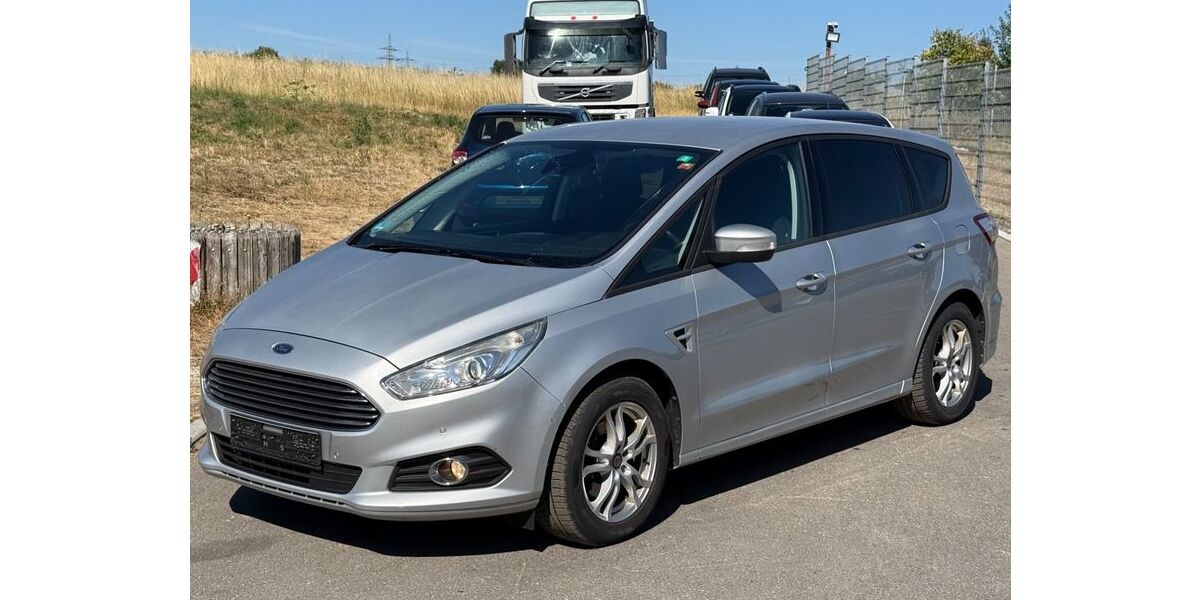 Ford S-Max 156.000 km 8.950 &euro; Dotternhausen 72359