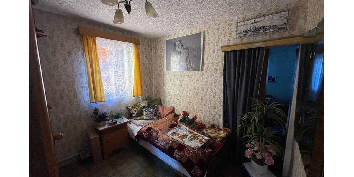 Einfamilienhaus Grabfeld Jüchsen - 5 Zimmer, 60 m&sup2;, 49.000&euro; | Angebot:25770587