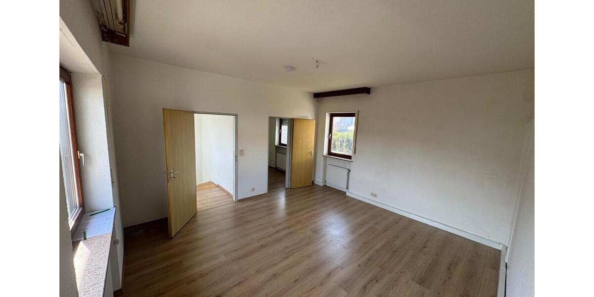 Reihenhaus Oberasbach - 2 Zimmer, 69 m&sup2;, 1.100&euro; | Angebot:26423924