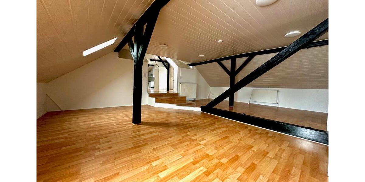 Großzügige 4-Zimmer-Altbauwohnung im Ortszentrum von Neuenburg 4 zimmer