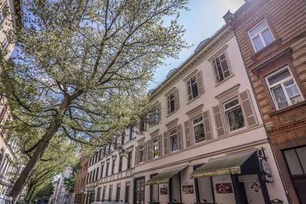 Haus zum Kaufen in Wiesbaden 979.000 € 462.93 m²