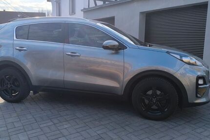 Kia Sportage 42.000 km 19.000 &euro; Treben 04617