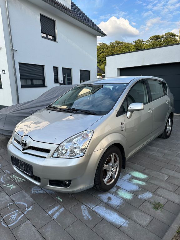 Corolla Verso