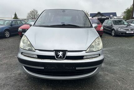 Peugeot 807