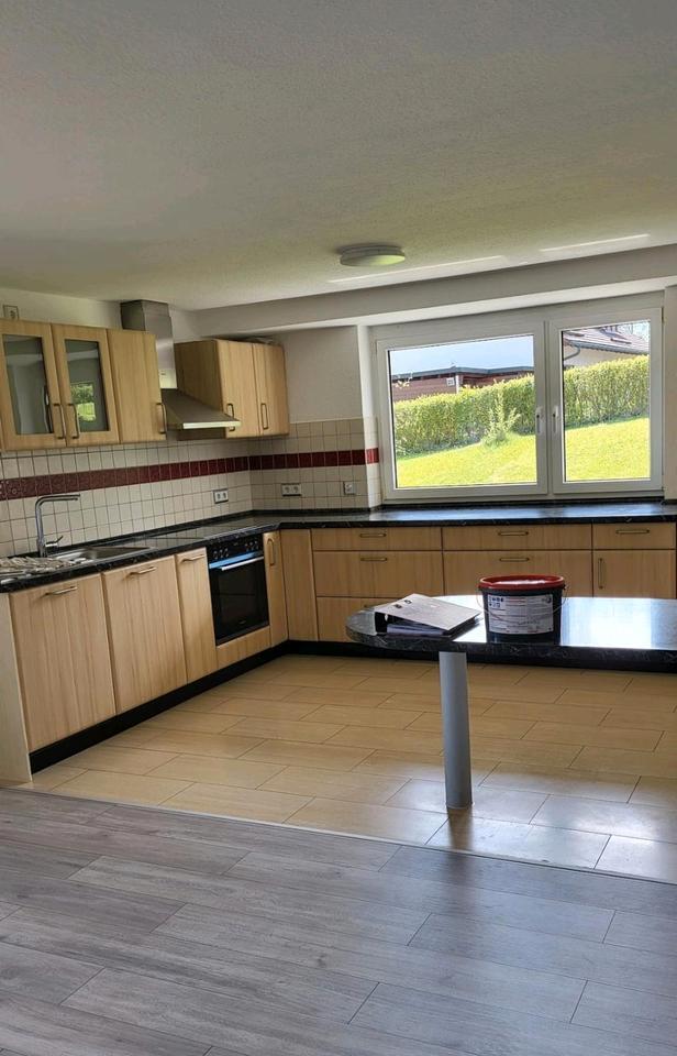 Sehr schöne 3 Zimmerwohnung mit Garten