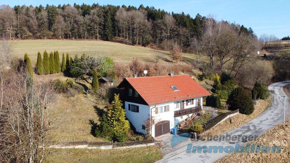 Einfamilienhaus Deggendorf / Breitenberg Deggenau - 6 Zimmer, 147 m&sup2;, 380.000&euro; | Angebot:25734269