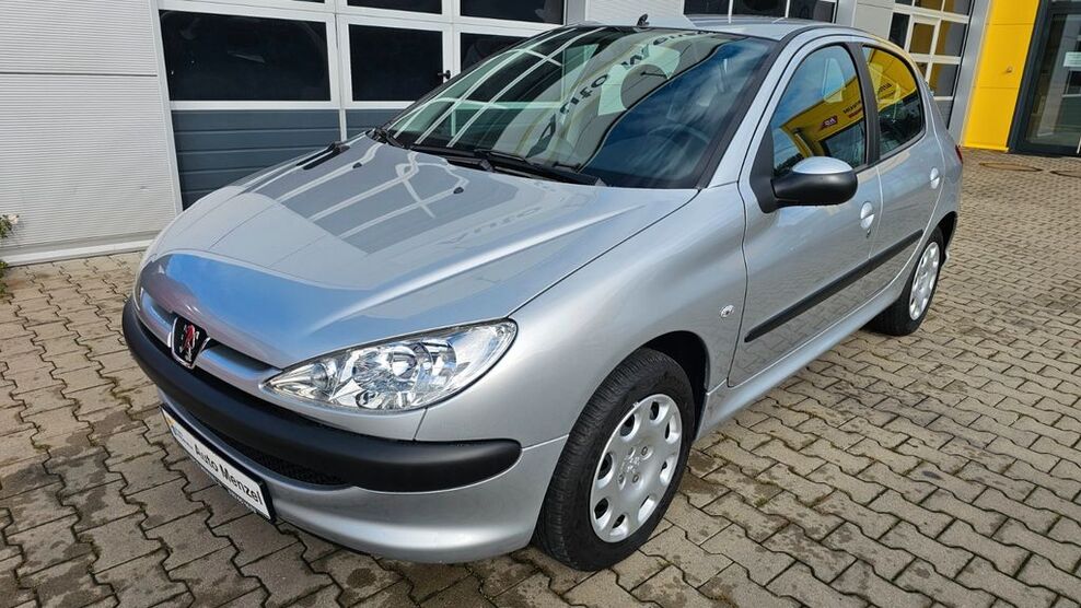 Peugeot 206 15.860 km 3.670 € Oberrieden 87769