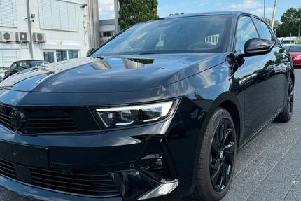 Opel Astra 14.877 km 18.990 &euro; Alsdorf-Hoengen (bei Aachen) 52477