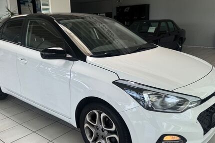 Hyundai i20 109.000 km 10.990 &euro; Berghülen 89180