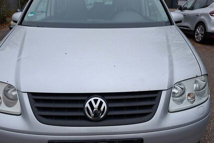 VW Touran 322.320 km 990 &euro; Fellbach 70736
