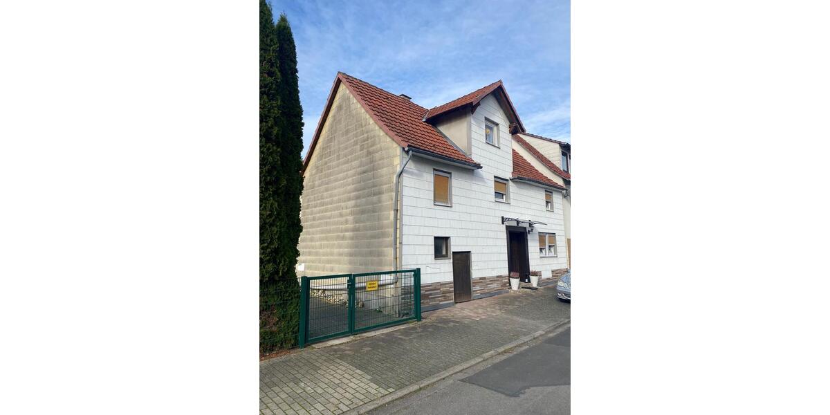 Einfamilienhaus Grebenstein - 7 Zimmer, 140 m&sup2;, 108.000&euro; | Angebot:26982781