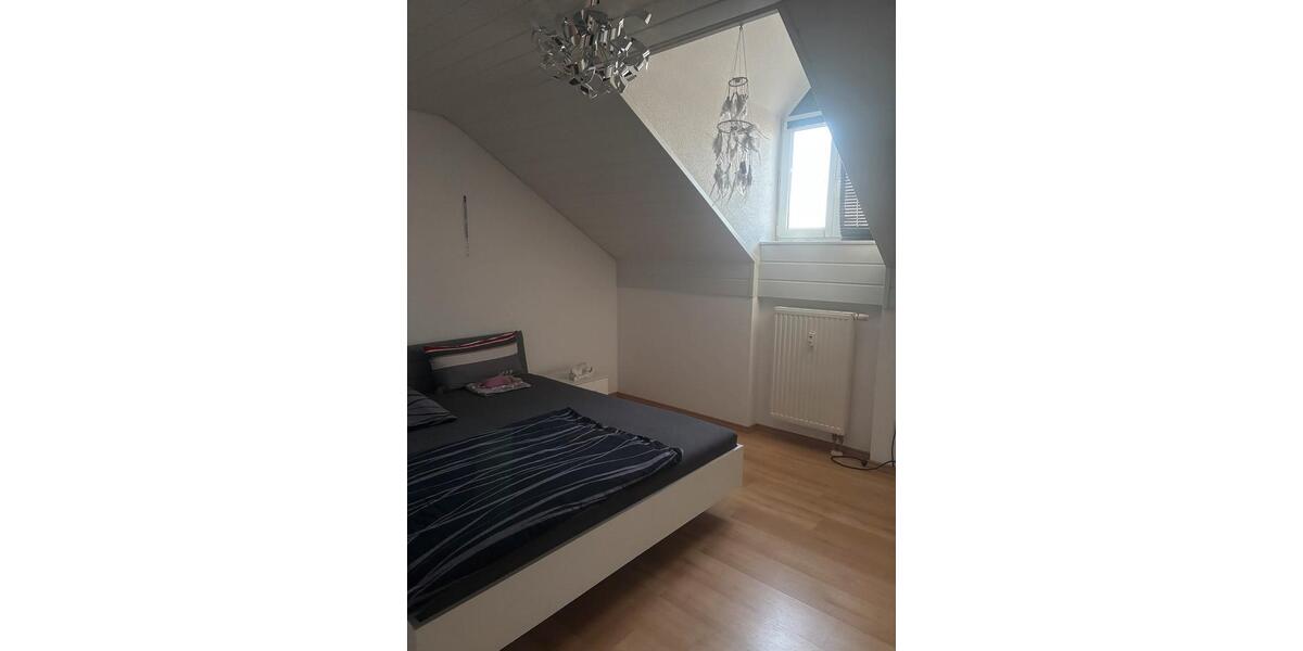 Dachgeschoßwohnung Eichendorf - 3 Zimmer, 83 m&sup2;, 810&euro; | Angebot:26409135