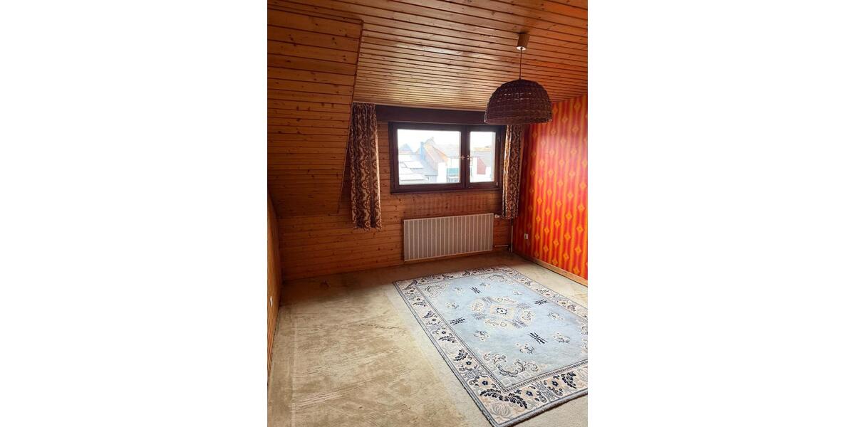 Reihenhaus Dillingen (Saar) - 9 Zimmer, 190 m&sup2;, 179.000&euro; | Angebot:27290815