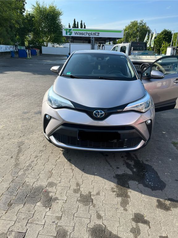 Toyota C-HR 62.600 km 20.500 € Wiesbaden 65197