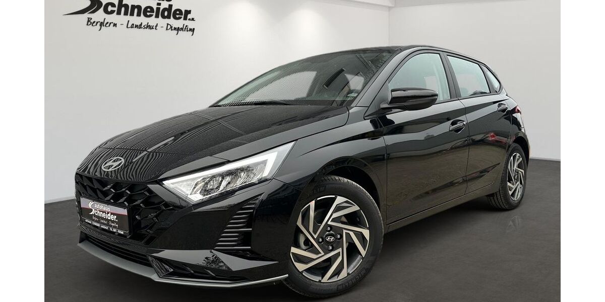Hyundai i20 5.400 km 20.890 &euro; Dingolfing 84130