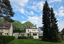Haus zum Kaufen in Oberhausen 550.000 € 235 m²