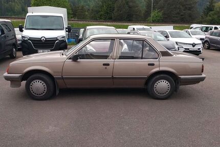 Opel Ascona 122.000 km 2.699 &euro; Tuttlingen 78532