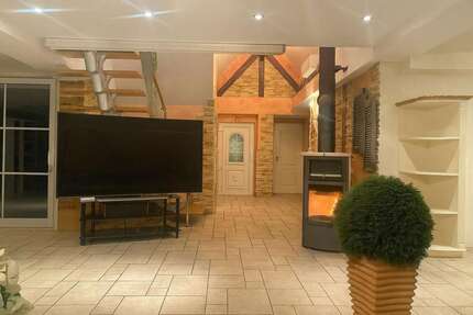 Wohnung zum Mieten in Nürnberg 1.695 € 180 m² 4 zimmer