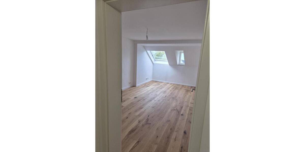 Ab 01.09. großzügig Wohnen in FalkensteinVogtl. - Erstbezug nach hochwertiger Sanierung - Etagenwohnung Falkenstein | Angebot:27007326