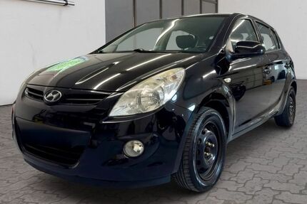 Hyundai i20 176.000 km 2.500 &euro; Hasselbach (Weyerbusch) 57635
