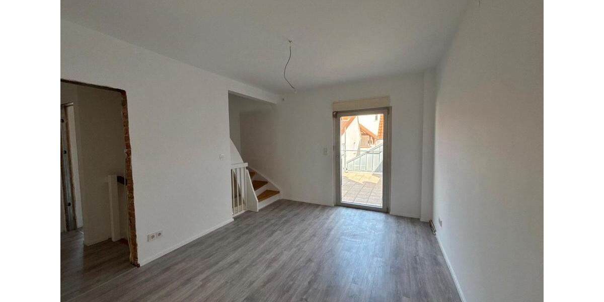 Einfamilienhaus Fritzlar - 6 Zimmer, 146 m&sup2;, 1.950&euro; | Angebot:24245183