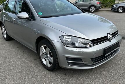 VW Golf 180.000 km 9.100 € Möglingen/Ludwigsburg 71696