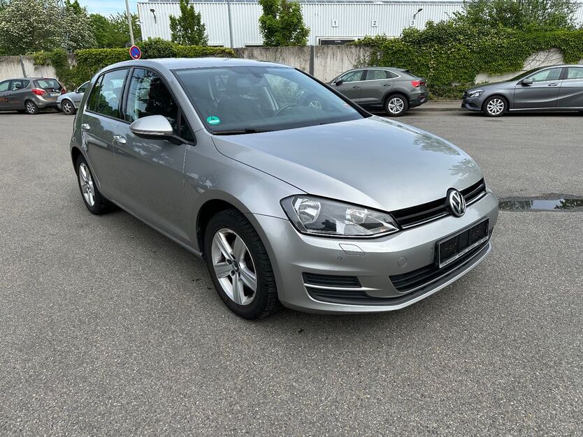 VW Golf 180.000 km 9.100 € Möglingen/Ludwigsburg 71696