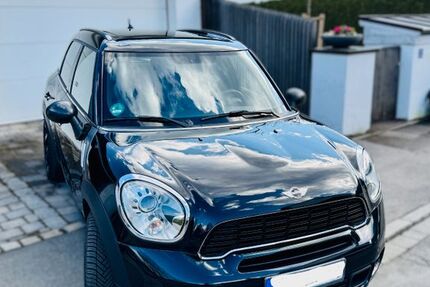 Mini Countryman S (Cooper) 106.200 km 11.100 &euro; Garmisch-Partenkirchen 82467