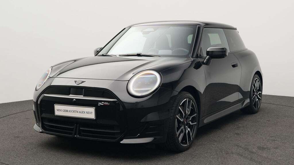 Mini Cooper SE 13.148 km 38.393 &euro; München 80788