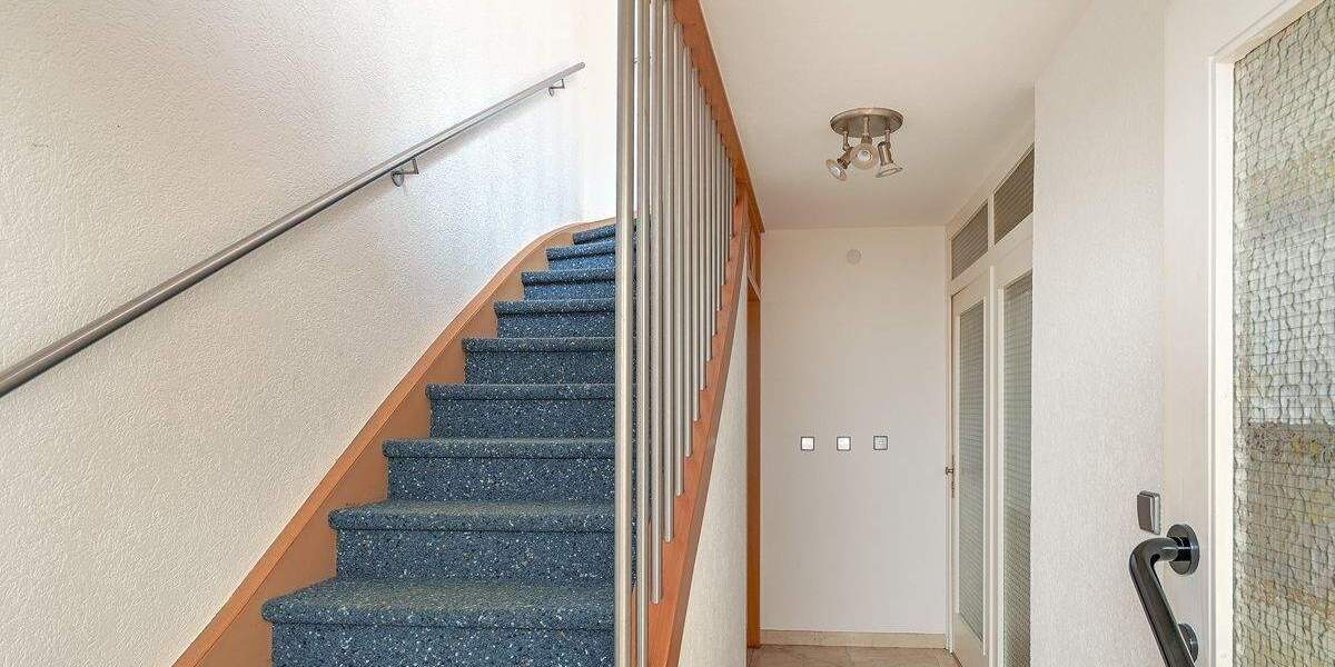 Mehrfamilienhaus, Wohnhaus Pfinztal / Berghausen Berghausen - 1 Zimmer, 284 m&sup2;, 500.000&euro; | Angebot:25815002