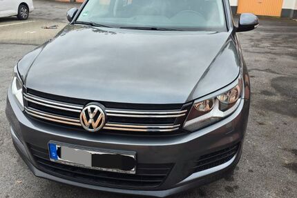 VW Tiguan 83.000 km 10.490 &euro; Dormagen 41540