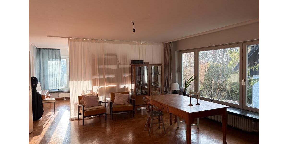 Etagenwohnung Kassel Nordshausen - 4 Zimmer, 150 m&sup2;, 1.500&euro; | Angebot:25515595