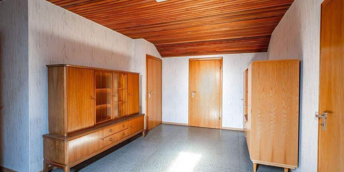 Einfamilienhaus Steinhagen Amshausen - 7 Zimmer, 281 m&sup2;, 419.000&euro; | Angebot:25525117