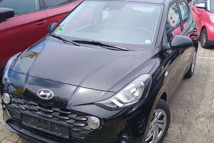 Hyundai i10 33.200 km 12.400 &euro; Volkach 97332