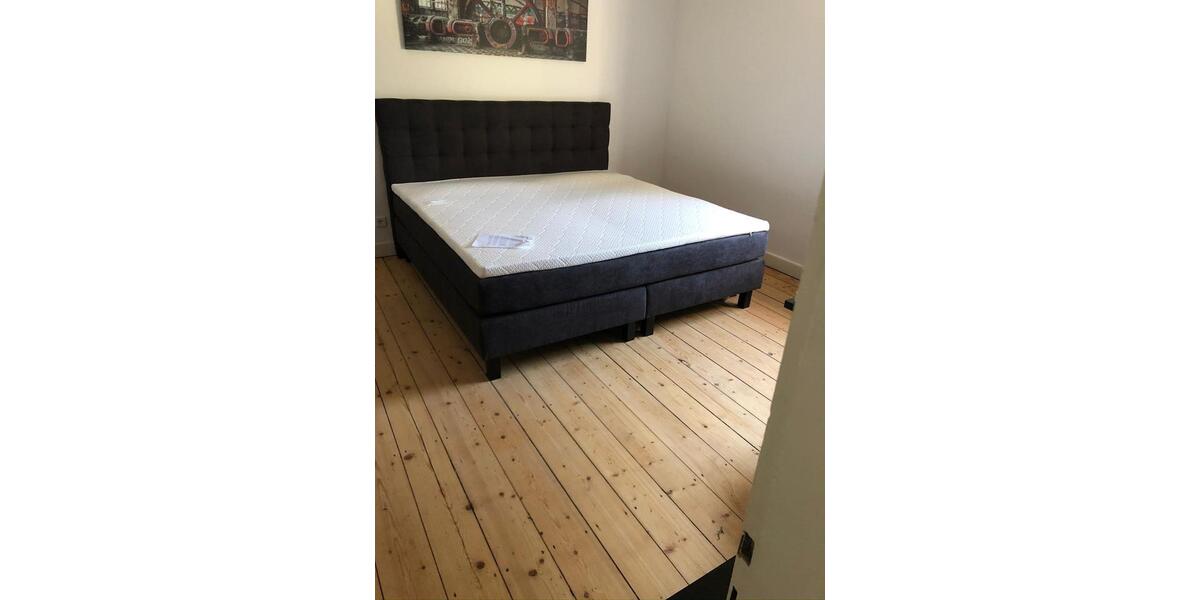 Doppelhaushälfte mit eigenem Garten ab 15.04.2026 zu vermieten 4.5 zimmer