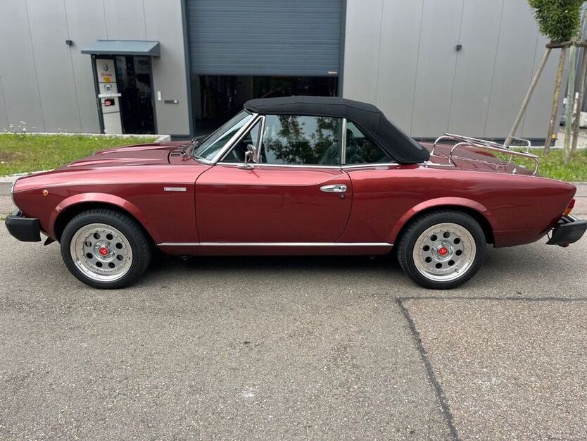 124 Spider