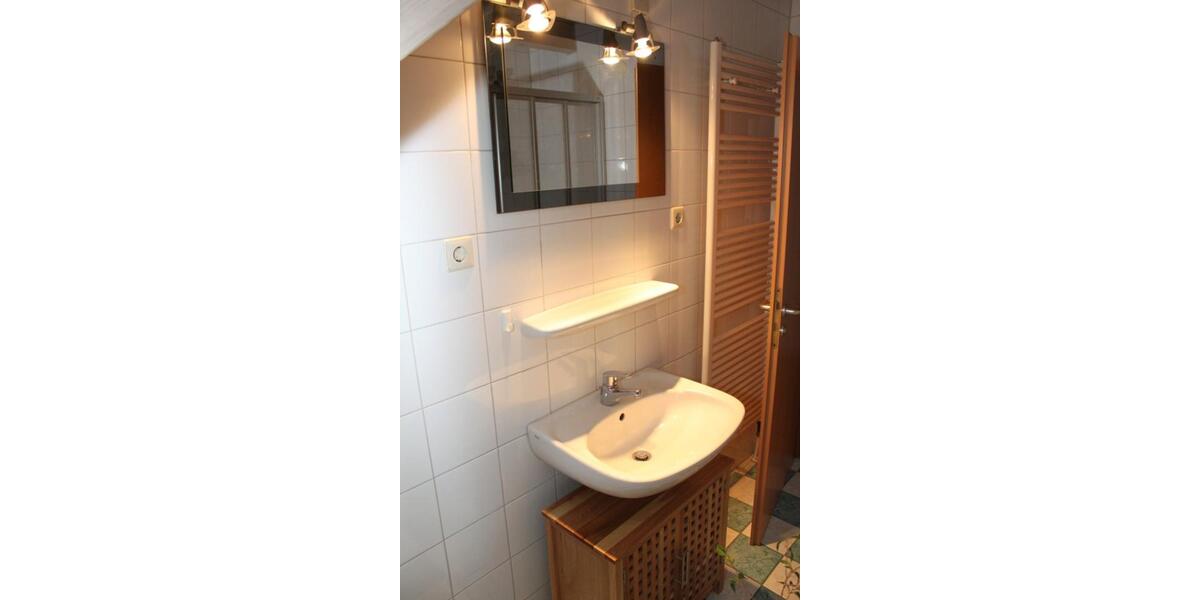 Dachgeschoßwohnung Aalen Attenhofen - 5 Zimmer, 119 m&sup2;, 1.270&euro; | Angebot:25923473