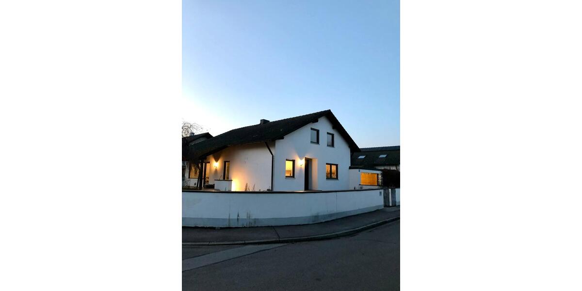 Einfamilienhaus Ingolstadt Münchener Straße - 5 Zimmer, 160 m&sup2;, 2.200&euro; | Angebot:26214049