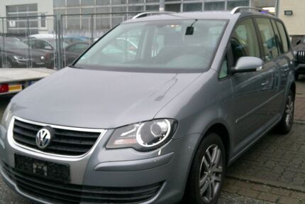 VW Touran 213.452 km 4.250 &euro; Neu Wulmstorf (Hamburg) 21629