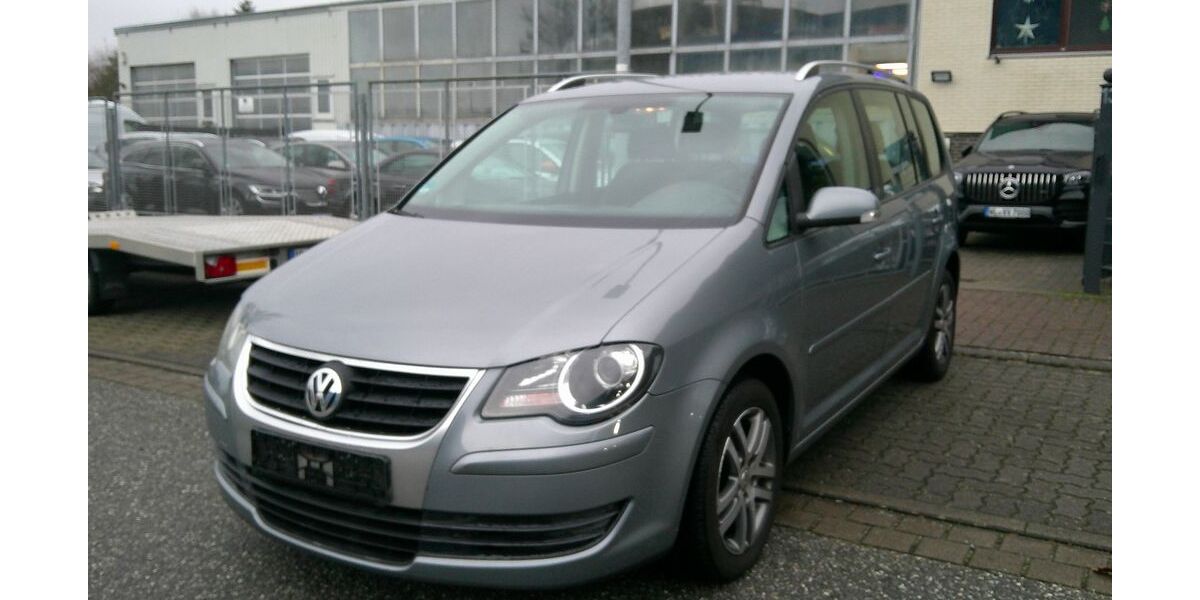 VW Touran 213.452 km 4.450 &euro; Neu Wulmstorf (Hamburg) 21629