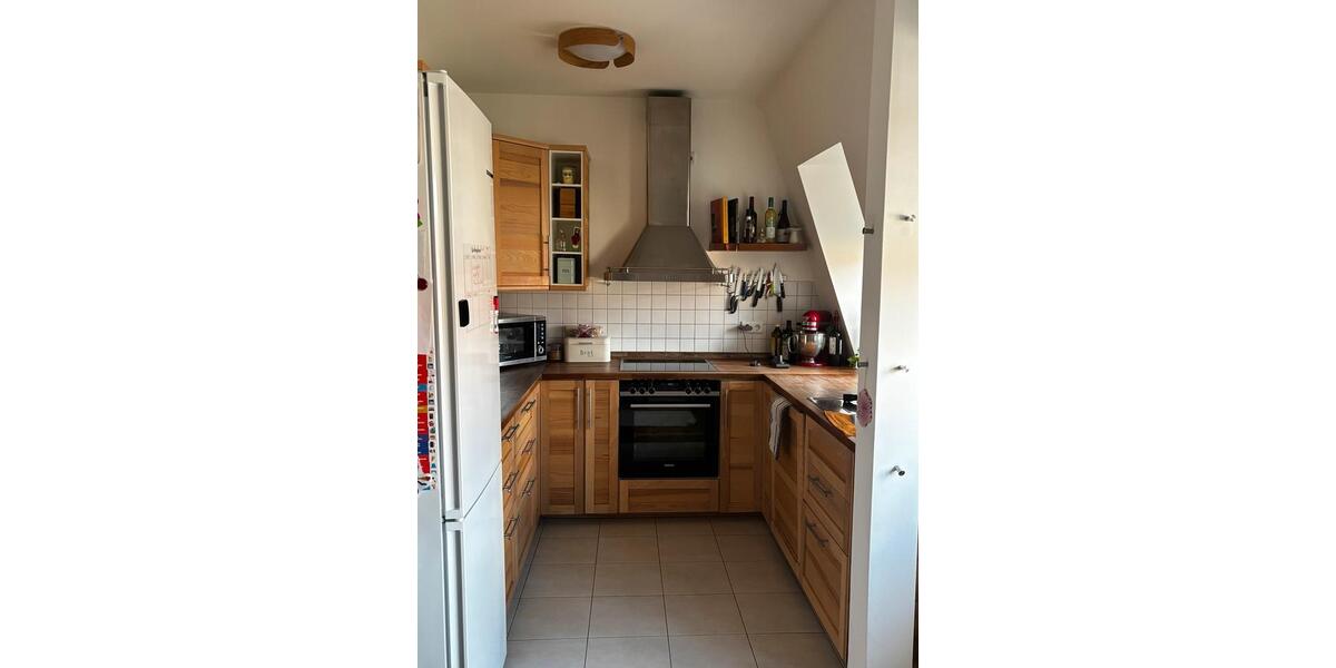 Dachgeschoßwohnung Dresden Altstadt - 4 Zimmer, 111 m&sup2;, 1.650&euro; | Angebot:25397195