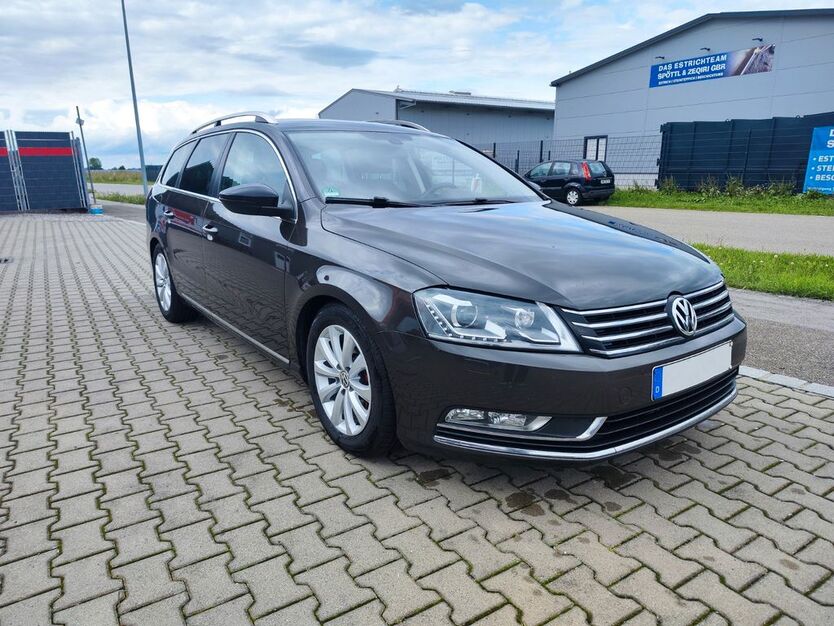 VW Passat Variant 244.568 km 8.200 € Kirchheim 87757