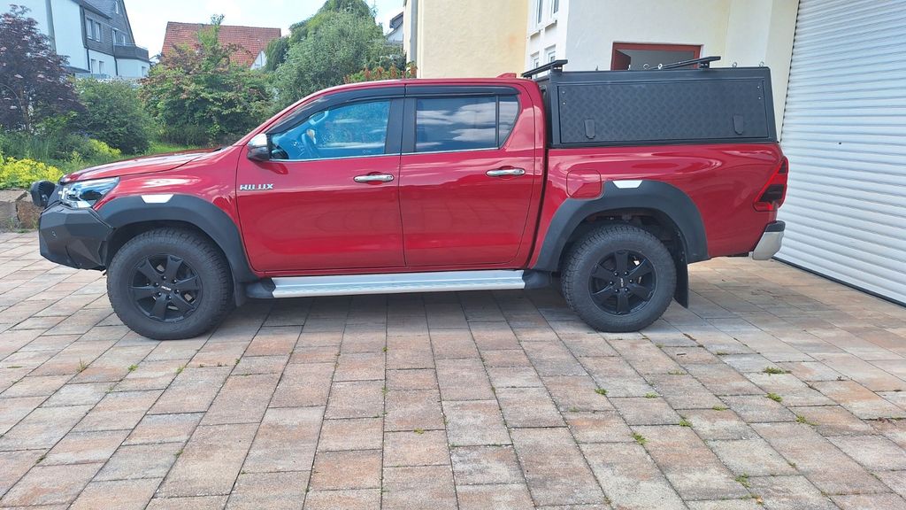 Toyota Hilux 136.000 km 42.900 &euro; Brilon 59929