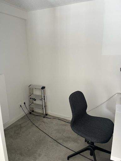 Modernes Büroloft in Krefeld - 170 m², barrierefrei und möbliert zimmer